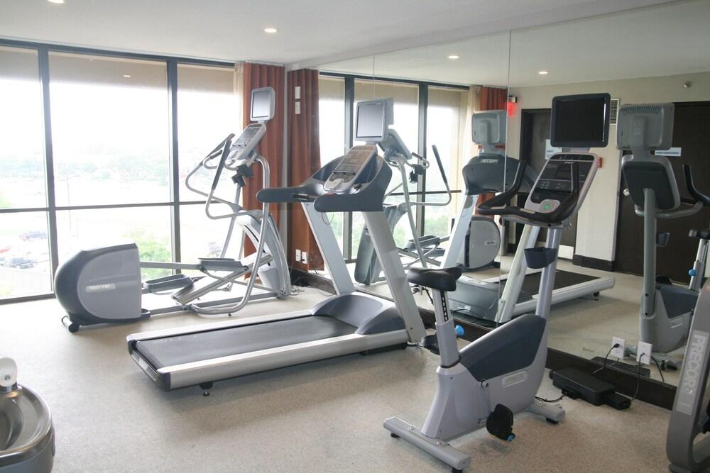 Holiday Inn Express & Suites San Antonio Medical-Six Flags by IHG photo 73