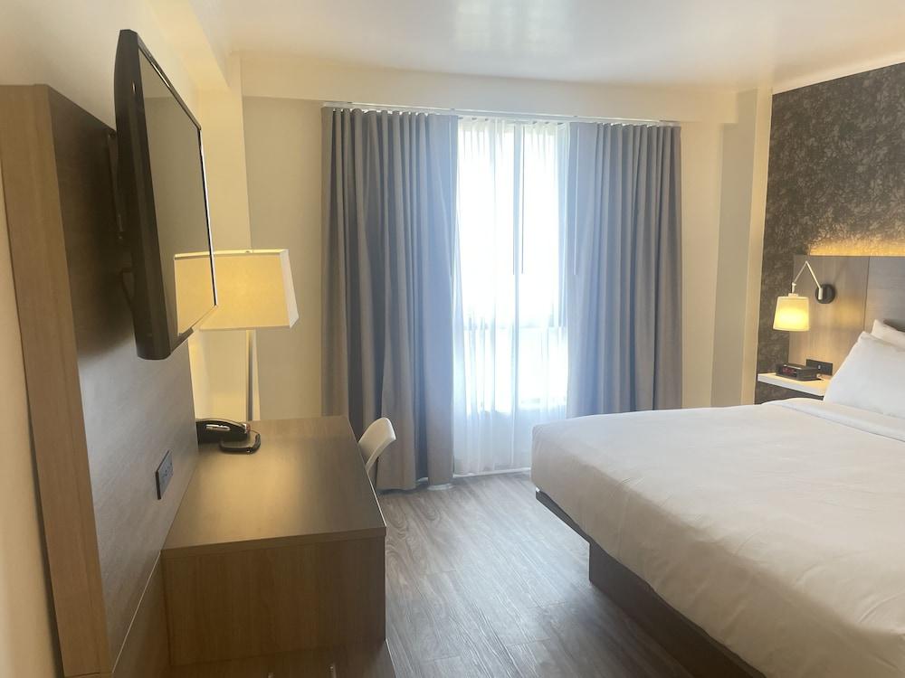 Garden Inn & Suites photo 25