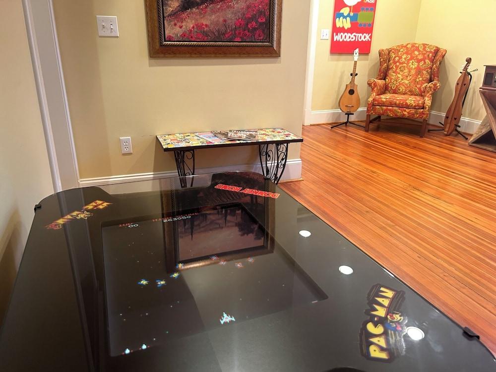 Grand Lux Inn photo 30