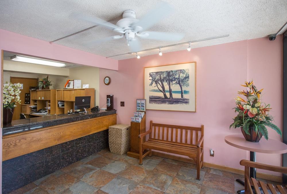 Kuhio Banyan Club photo 2