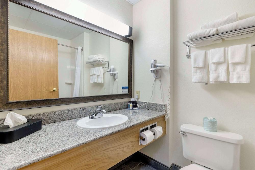 Comfort Inn & Suites Mt. Rushmore photo 39