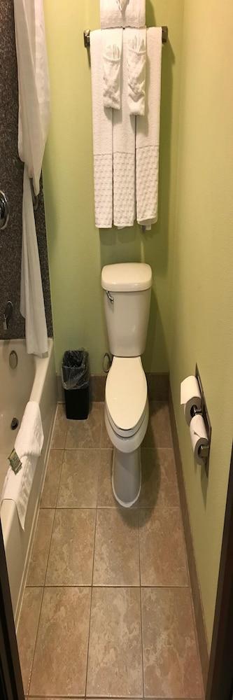 Best Western Rama Inn photo 24