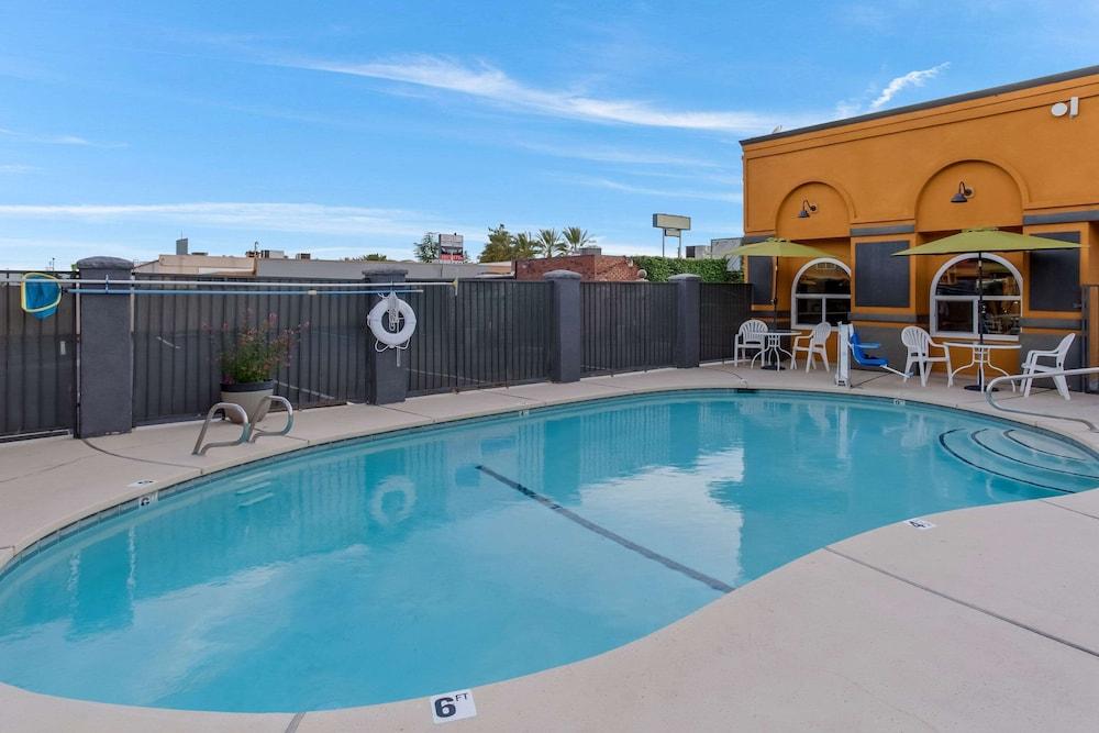 Quality Inn Redding near I-5 photo 28