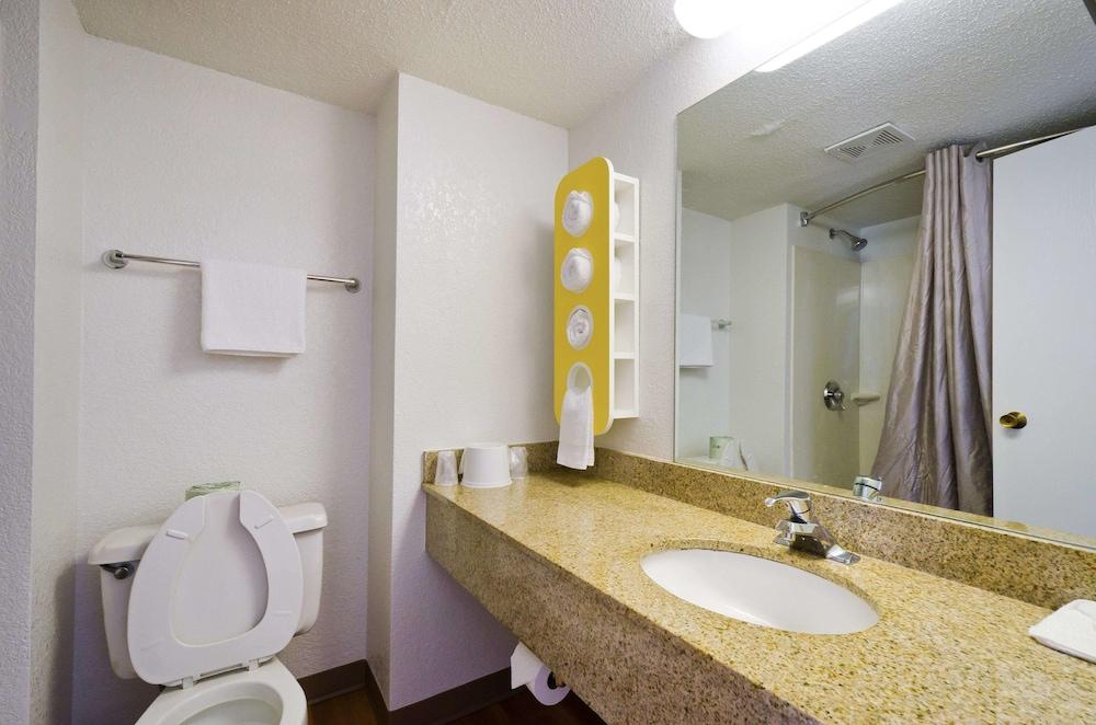 Motel 6 Springfield, VA - Washington DC Southwest photo 20