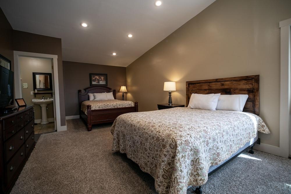 Nauvoo Temple House Hotel photo 41