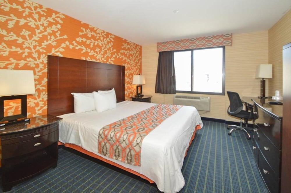 Corona Hotel photo 30