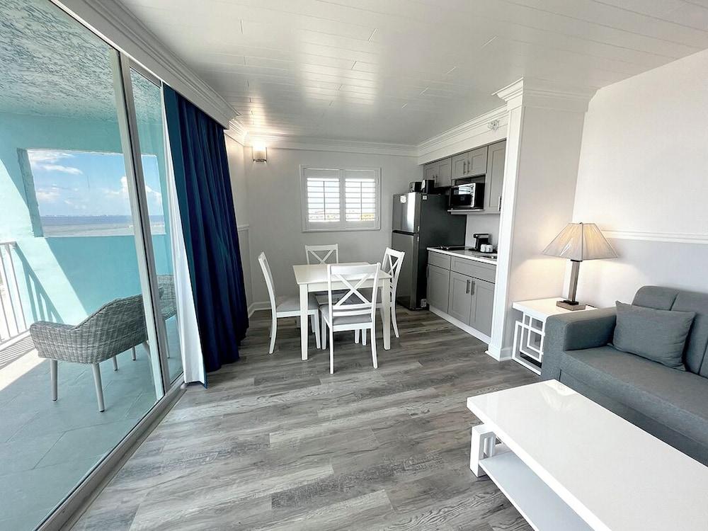 Lani Kai Beachfront Resort photo 62