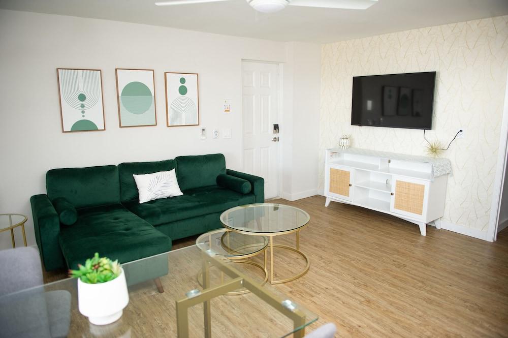 Sunburst Inn photo 22