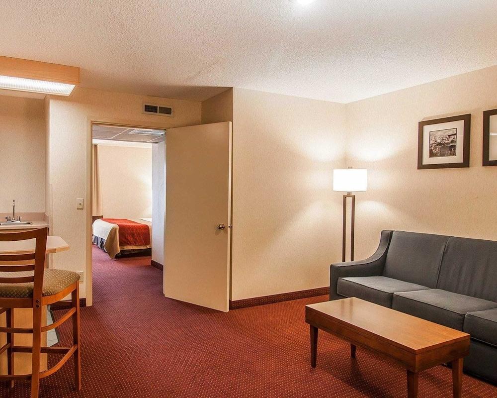 Comfort Inn & Suites Klamath Falls photo 21