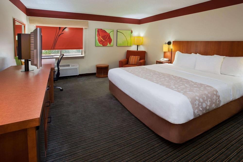 Travelodge by Wyndham Columbus State University photo 5