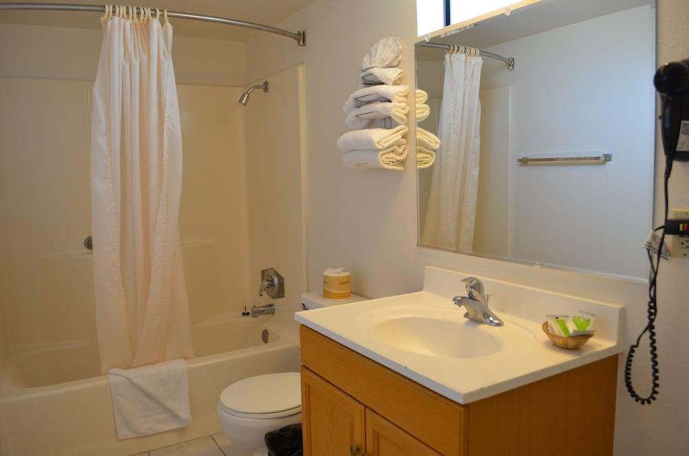 Seaview Inn photo 25