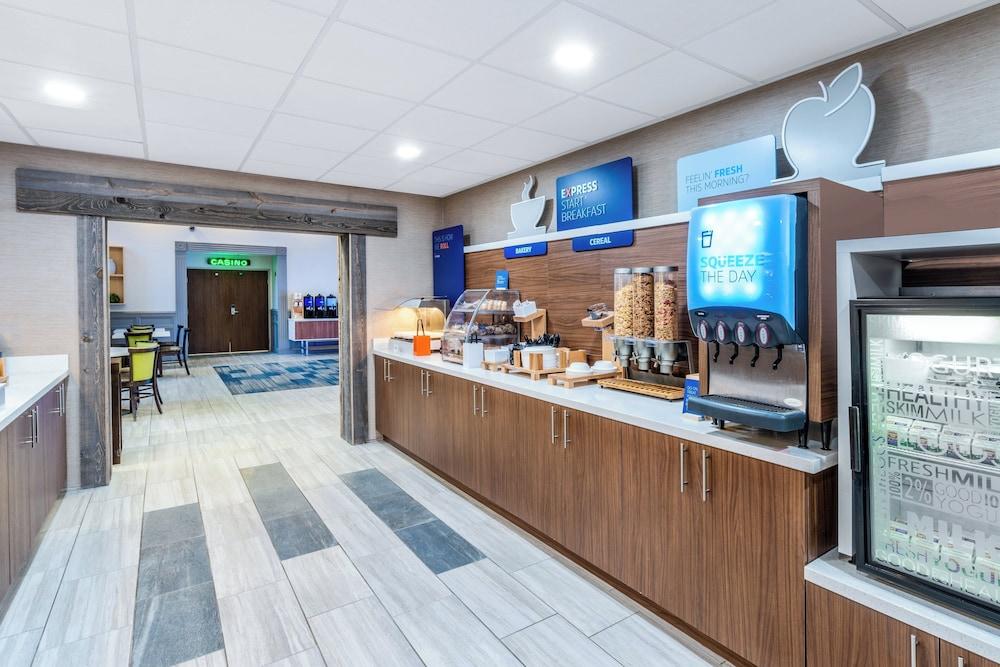 Holiday Inn Express Hotel & Suites Deadwood-Gold Dust Casino by IHG photo 45