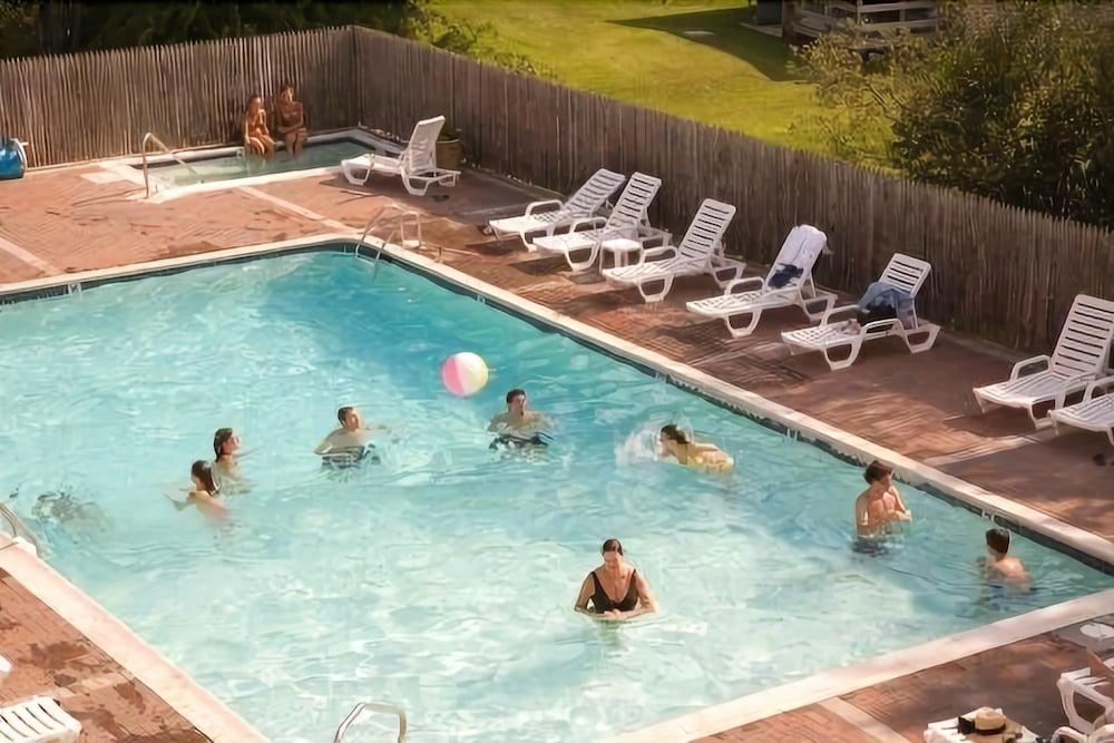 Winnapaug Inn photo 18