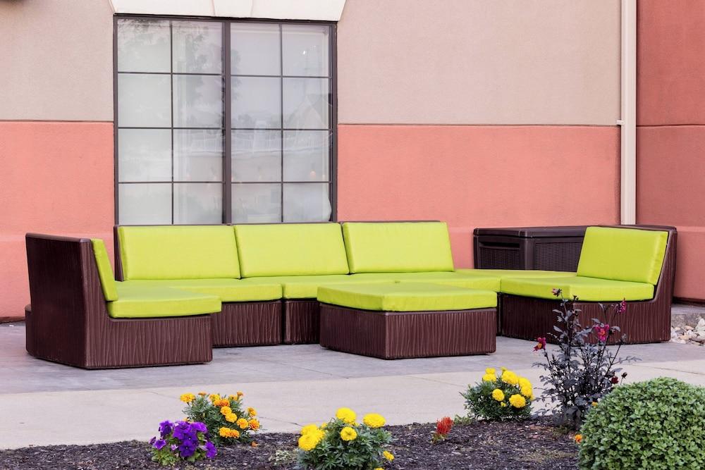 SpringHill Suites by Marriott Quakertown photo 23