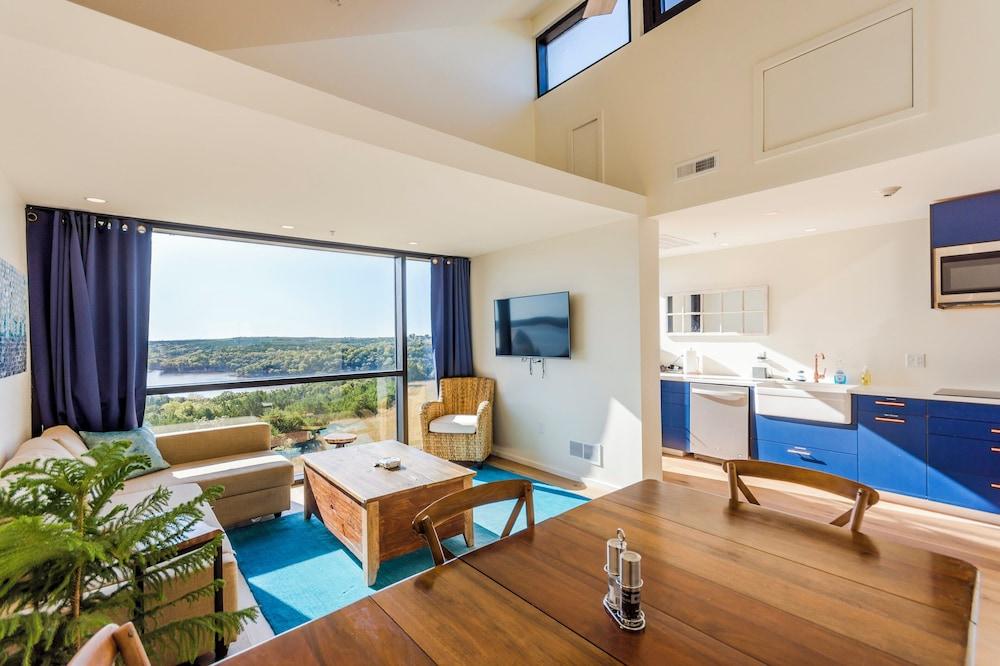 Blue Vista Stone Lodge photo 10