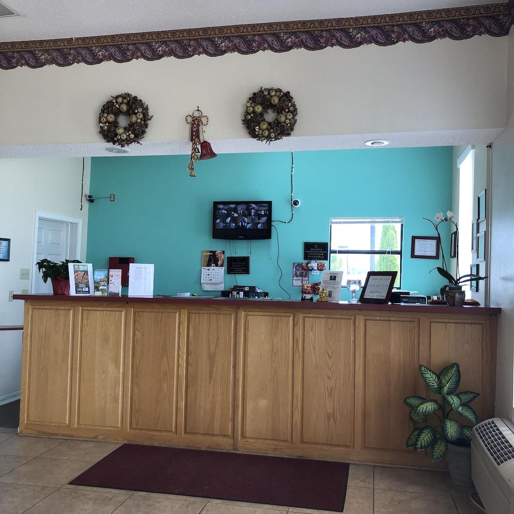 Clairmont Inn photo 27