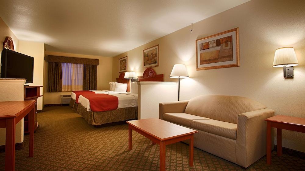 Best Western Henrietta Inn & Suites photo 6