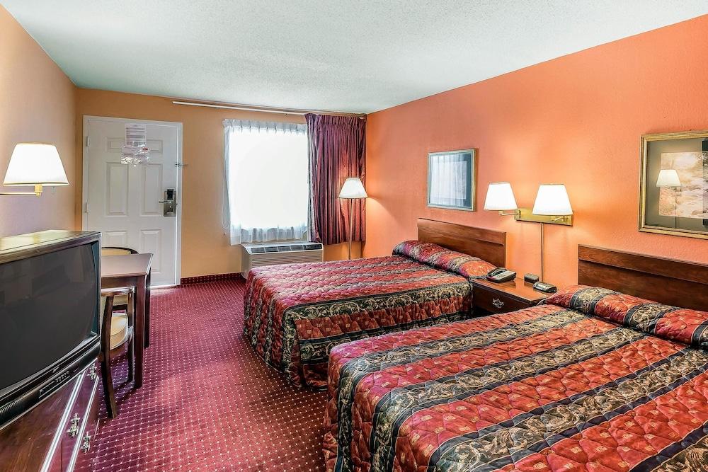 Econo Lodge Lavonia I-85 photo 13