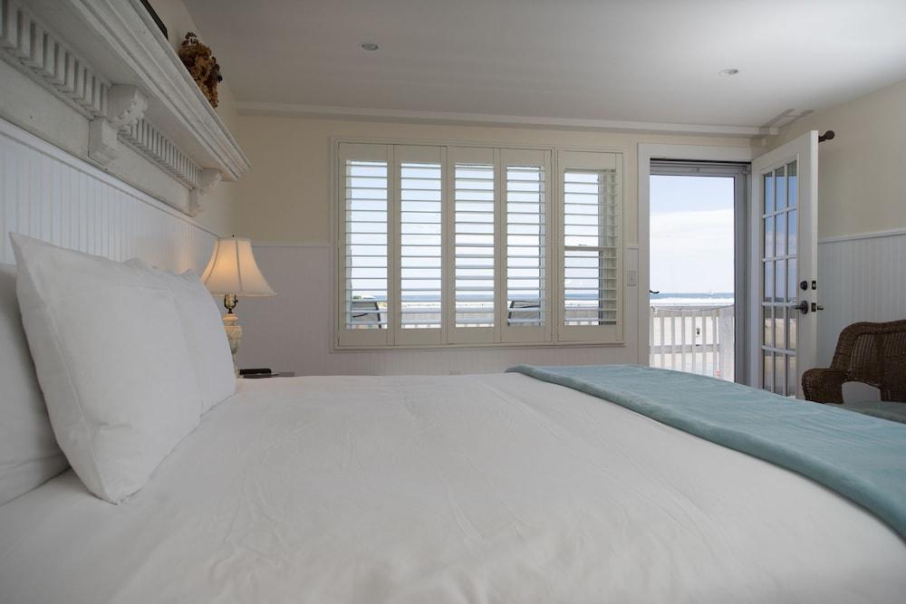 Marginal Way House Hotel photo 70