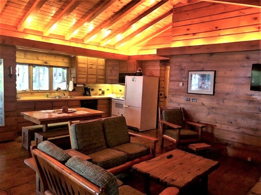 Drummond Island Resort photo 17