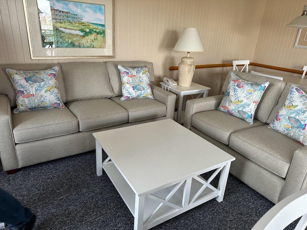 Outer Banks Beach Club photo 3