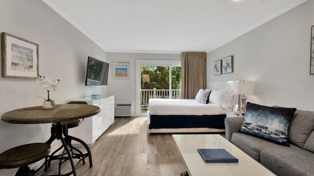East Hampton House Resort photo 65