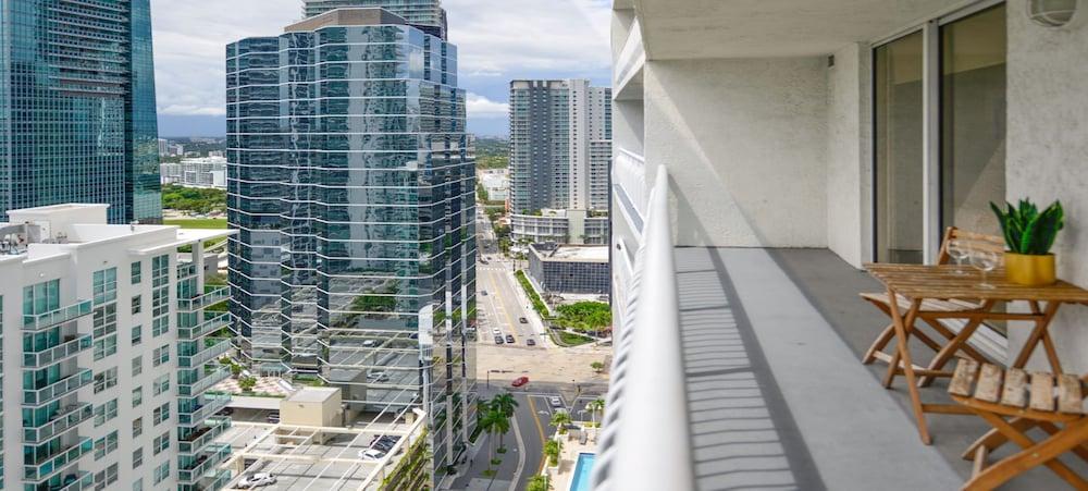 Icon Residences photo 75