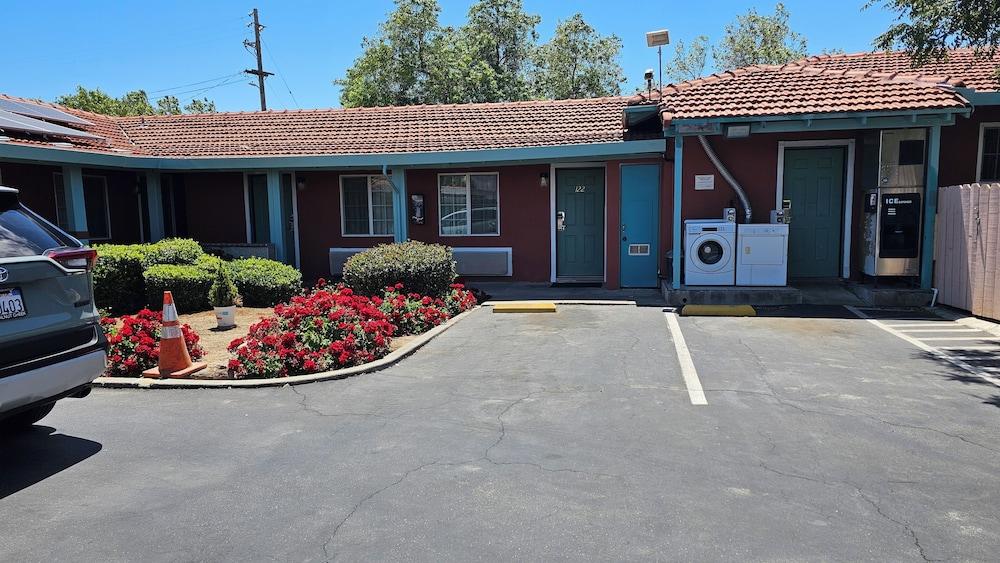 El Dorado Motel photo 4