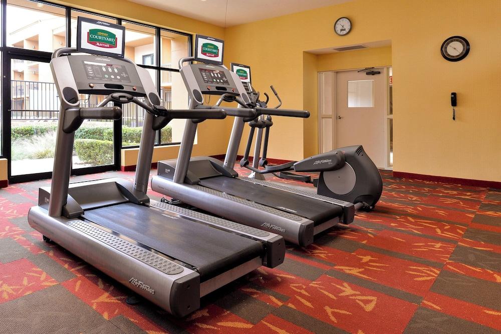 Courtyard by Marriott Dallas Northwest photo 32
