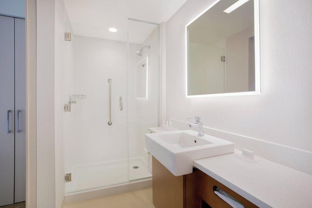 Springhill Suites Mount Laurel photo 26