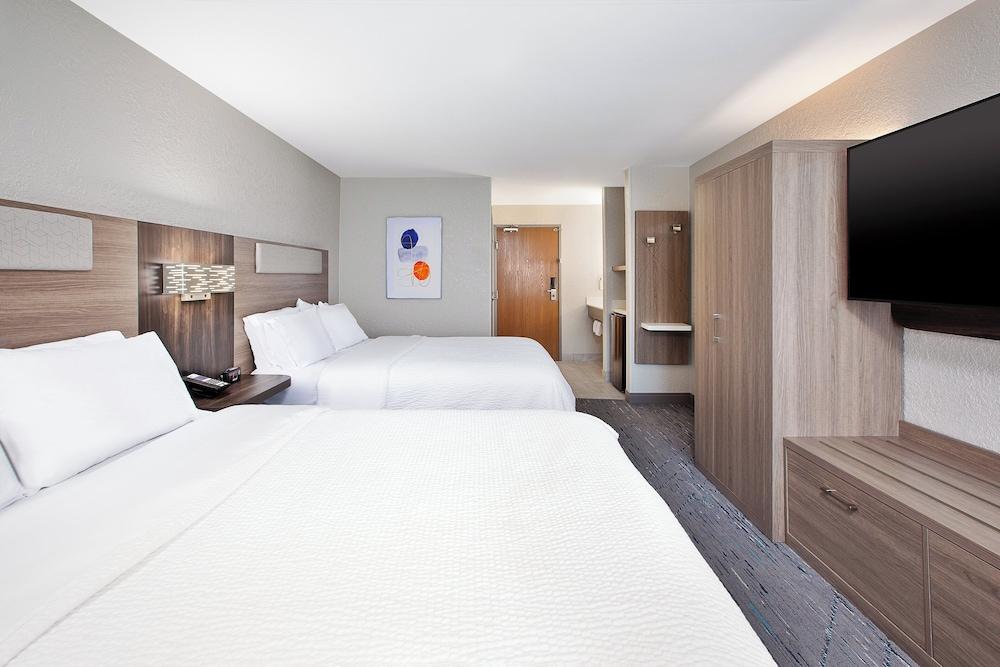 Holiday Inn Express Tuscola by IHG photo 28
