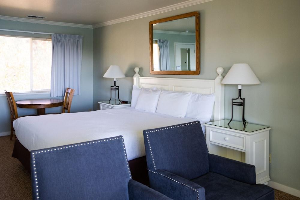 Little River Inn photo 3