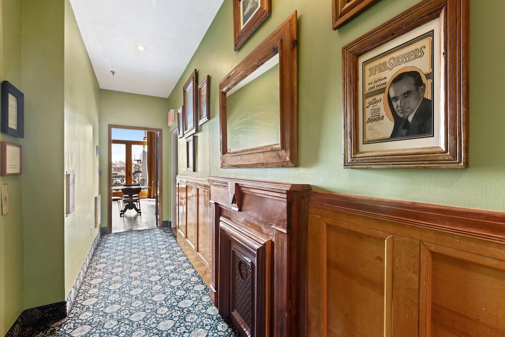 The Historic Blue Moon Hotel - NYC photo 55