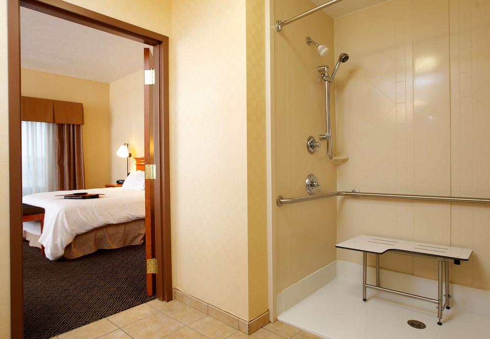 Hampton Inn Waterloo Cedar Valley photo 27