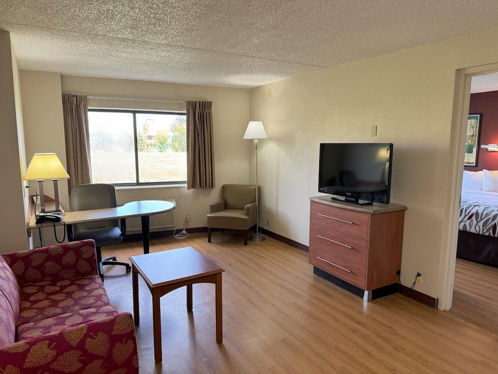 Sycamore Suites photo 47