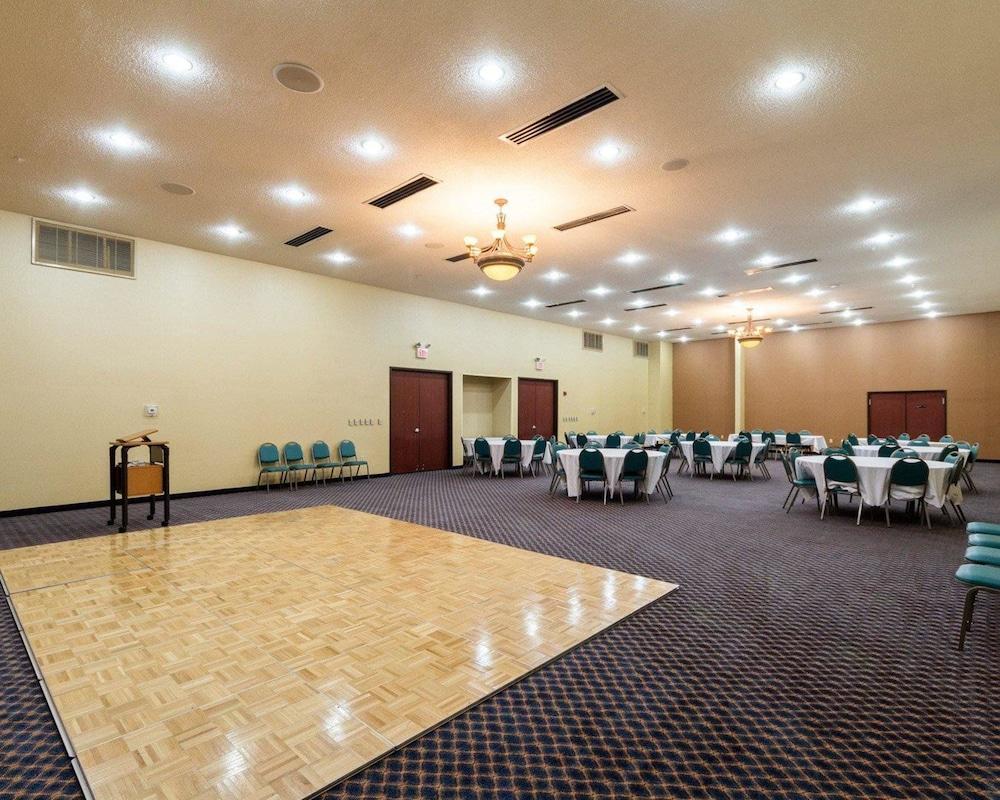 Comfort Inn & Suites Burnet photo 34