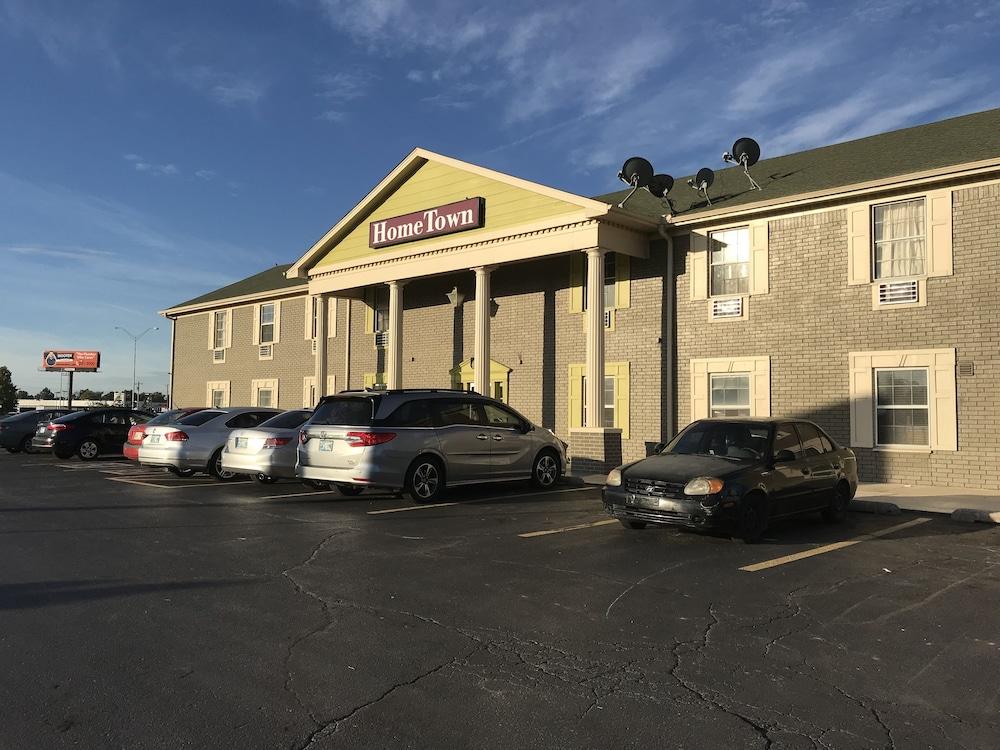Hometown Inn & Suites photo 46