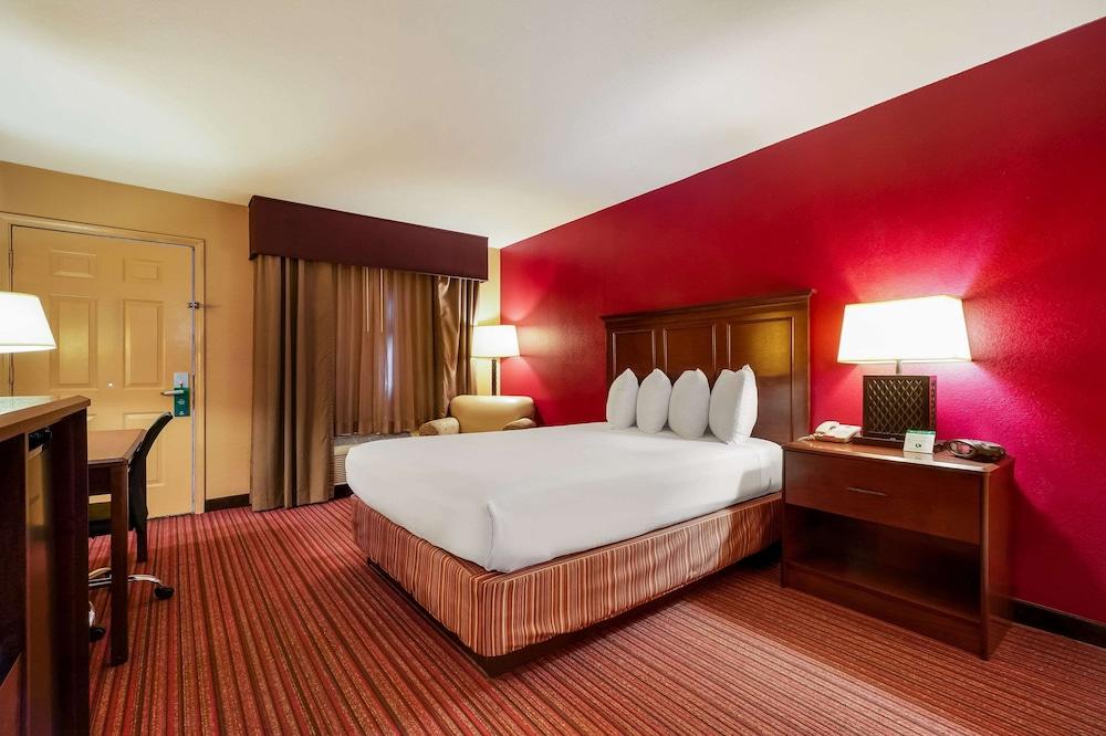 Quality Inn & Suites West Helena photo 10