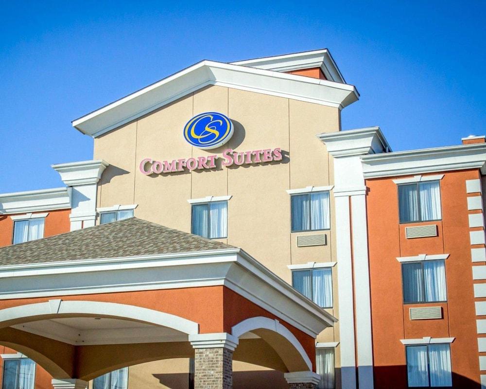 Comfort Suites Sanford photo 28