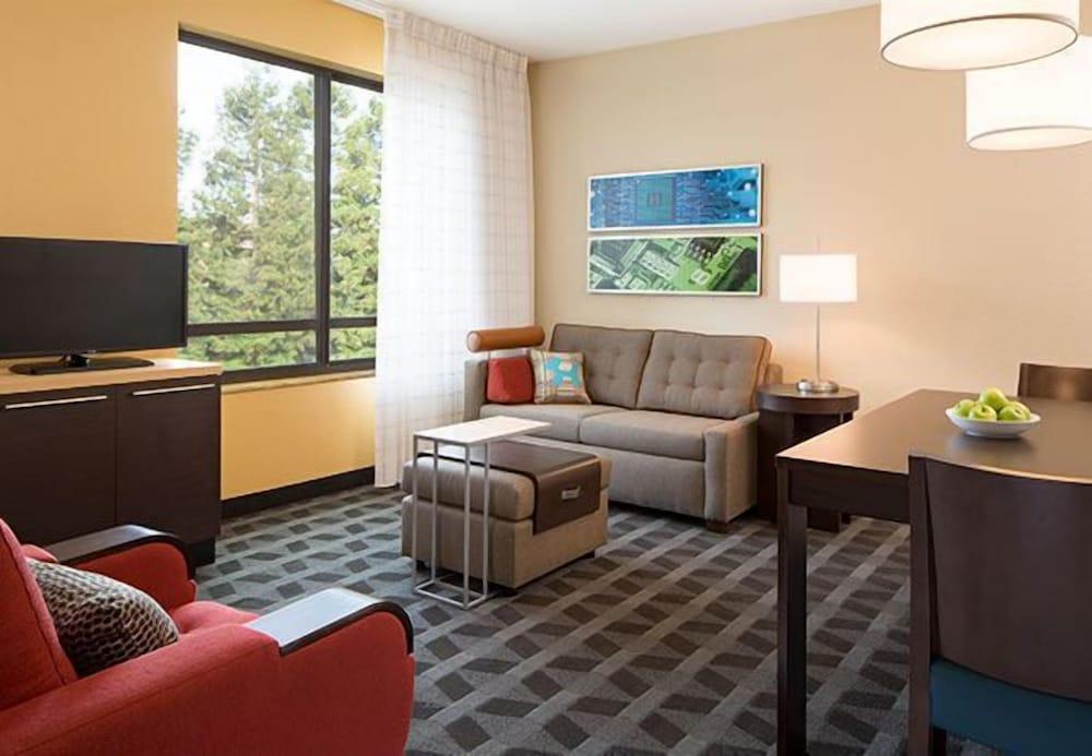 TownePlace Suites by Marriott Bangor photo 22