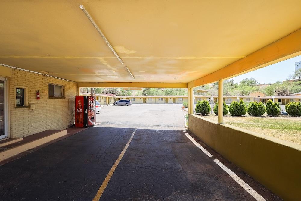 Route 66 Inn photo 23