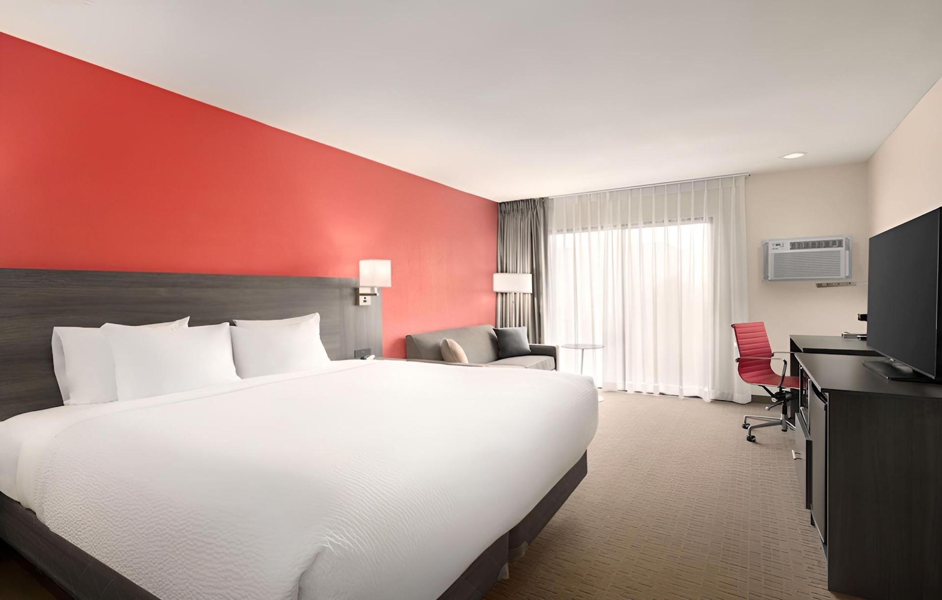 Ramada by Wyndham Tucson Airport photo 30