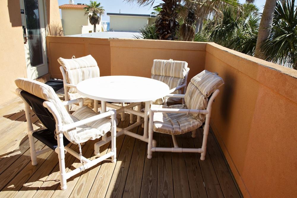 Dream Inn photo 18