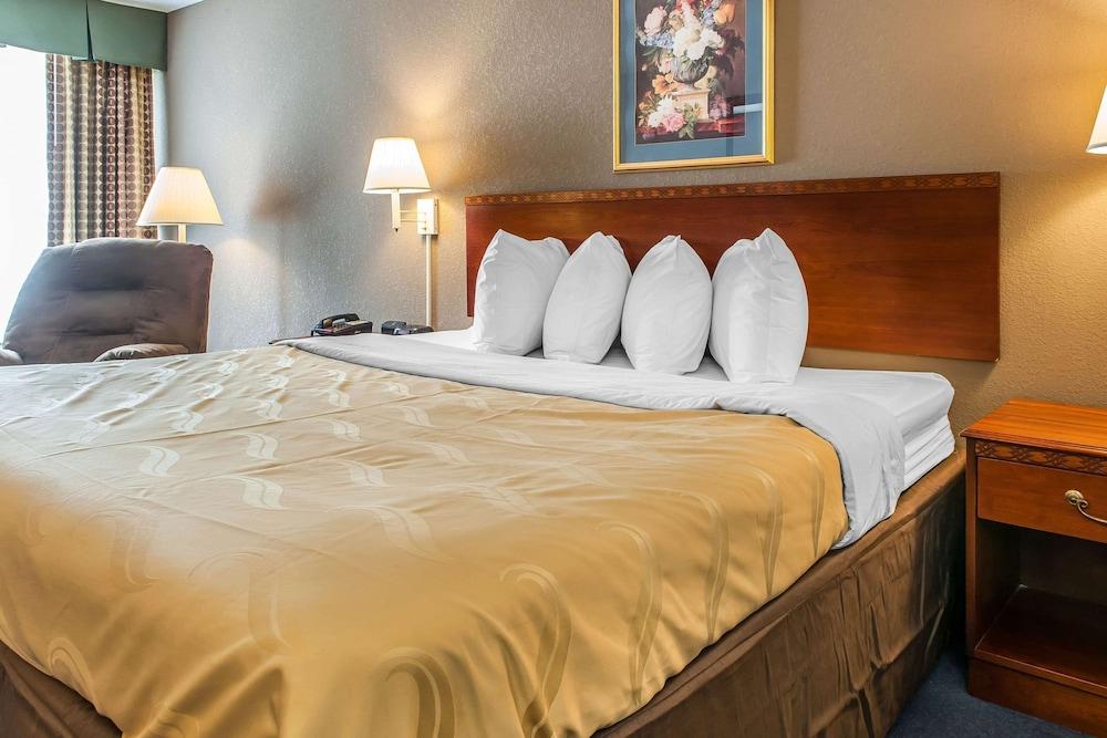 Quality Inn Lewisport photo 13
