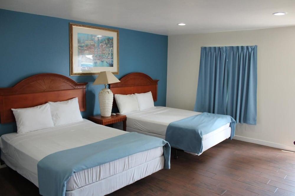Oceanside Inn and Suites photo 20