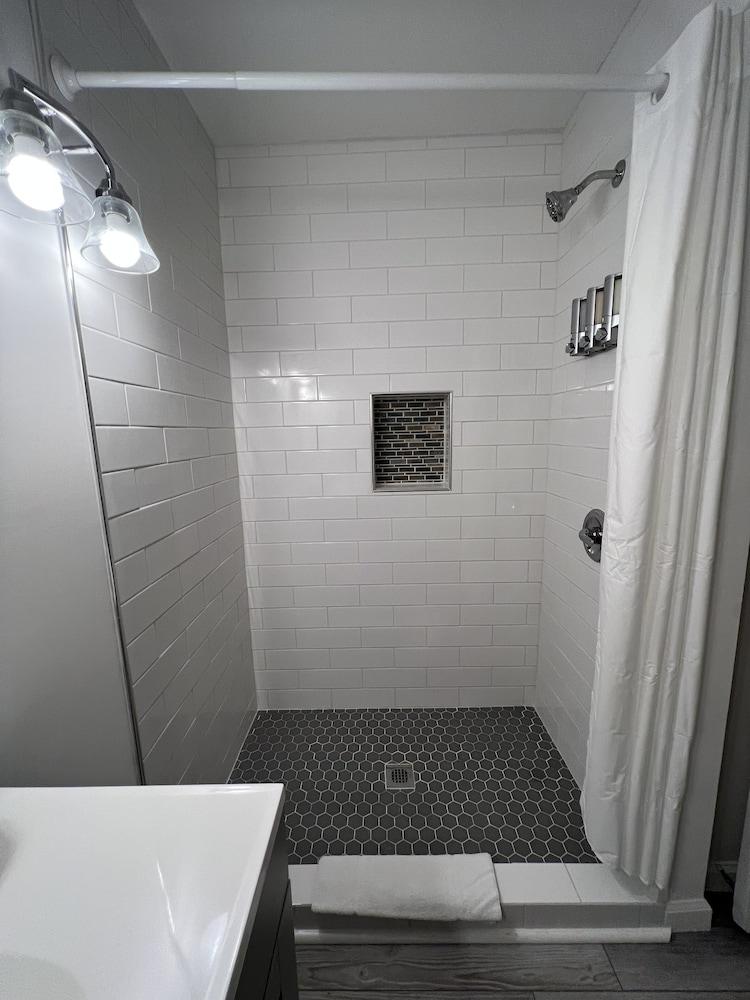 Voyager Inn photo 42