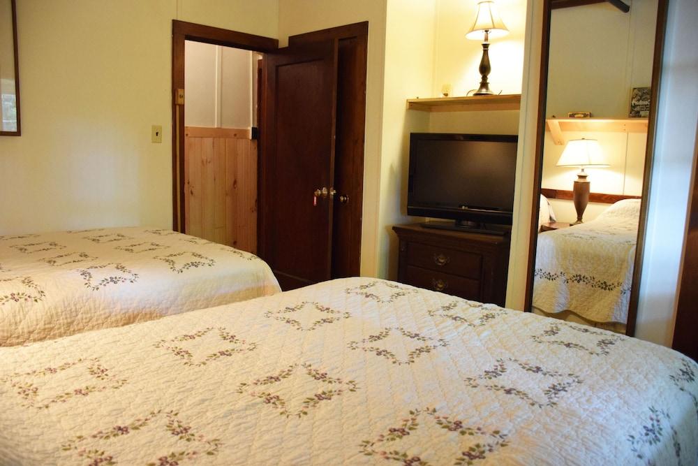 The Baseball Hotel photo 36