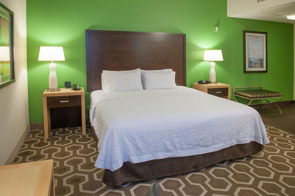 Hampton Inn & Suites New Orleans Downtown (French Qtr Area) photo 21