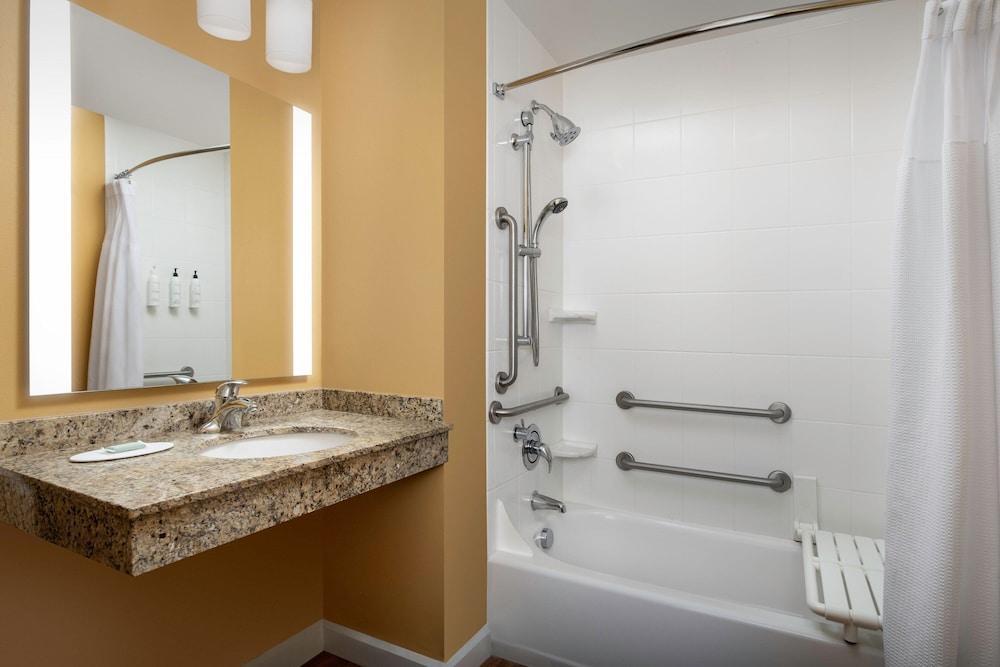 Towneplace Suites Portland Vancouver photo 9