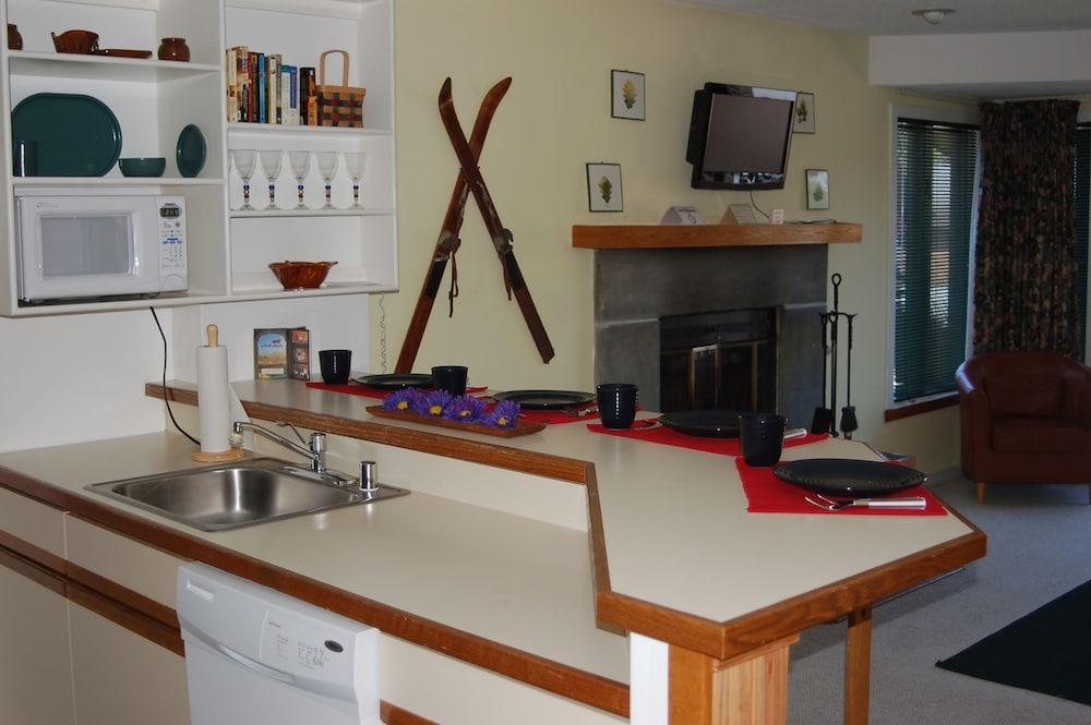 Mountain Lodge at Okemo, A Vail Resorts Property photo 7